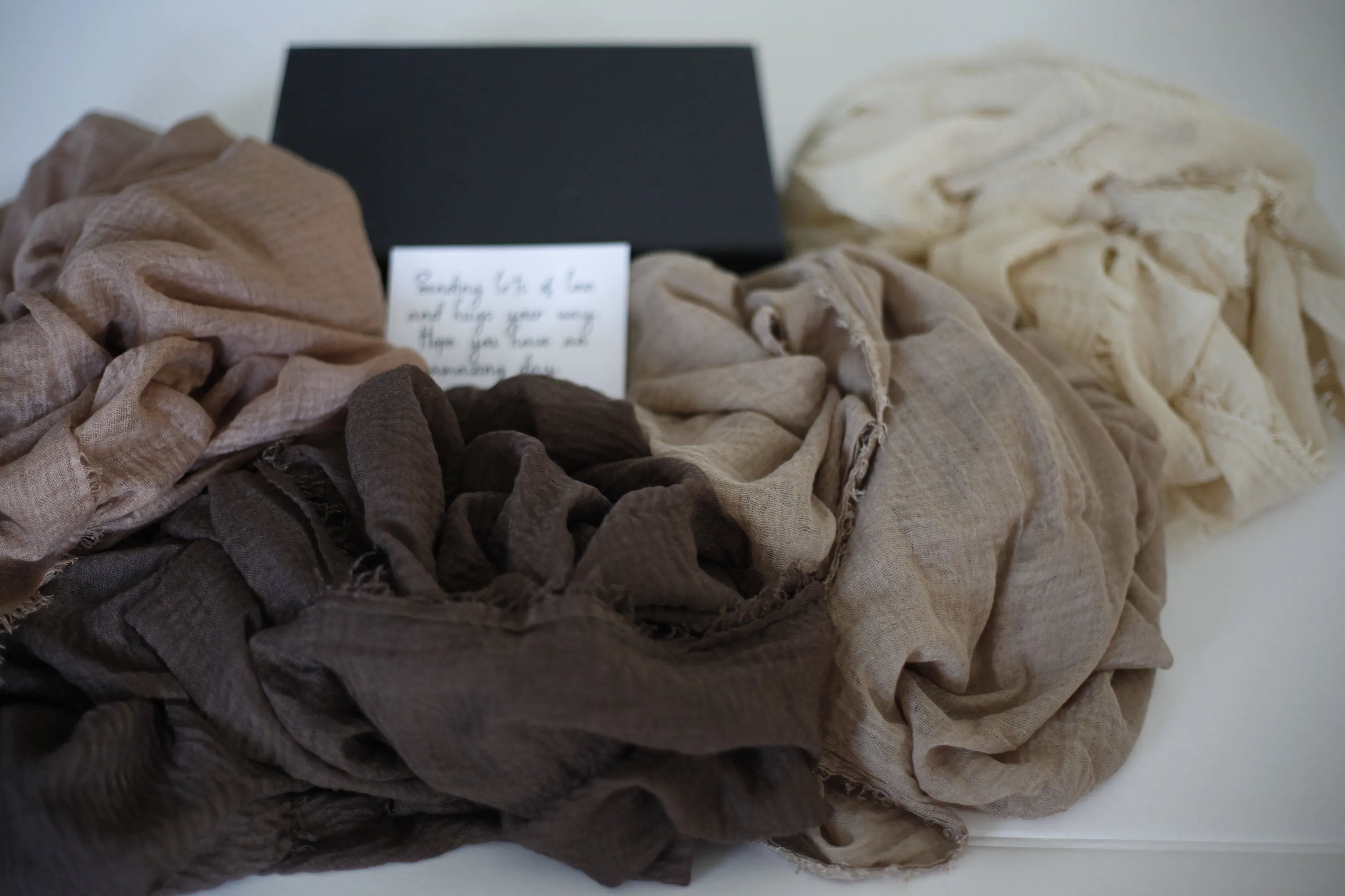 Gift Box for Ladies, 4 pack crinkle cotton scarves, Cotton Hijabs