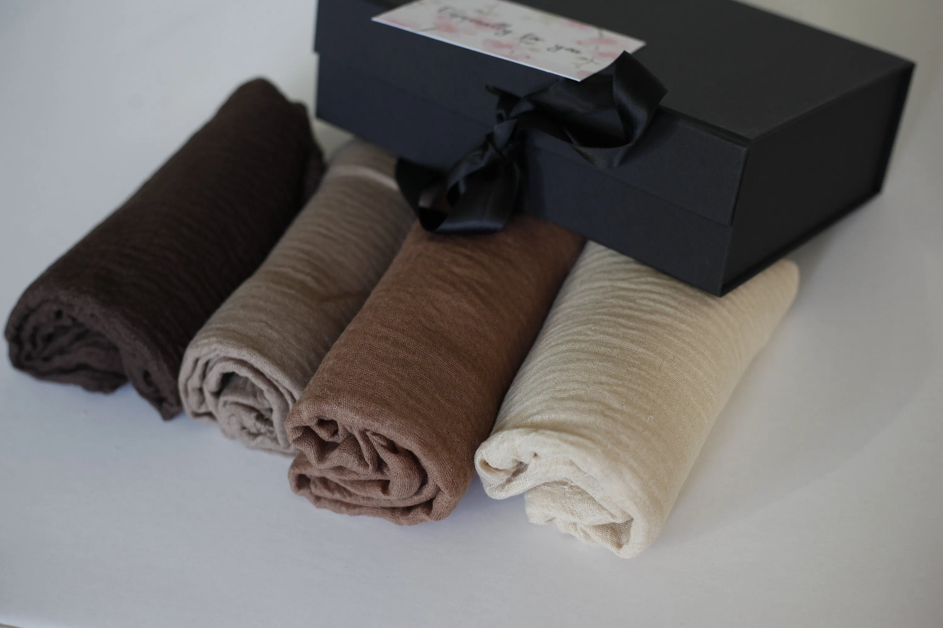 Gift Box for Ladies, 4 pack crinkle cotton scarves, Cotton Hijabs