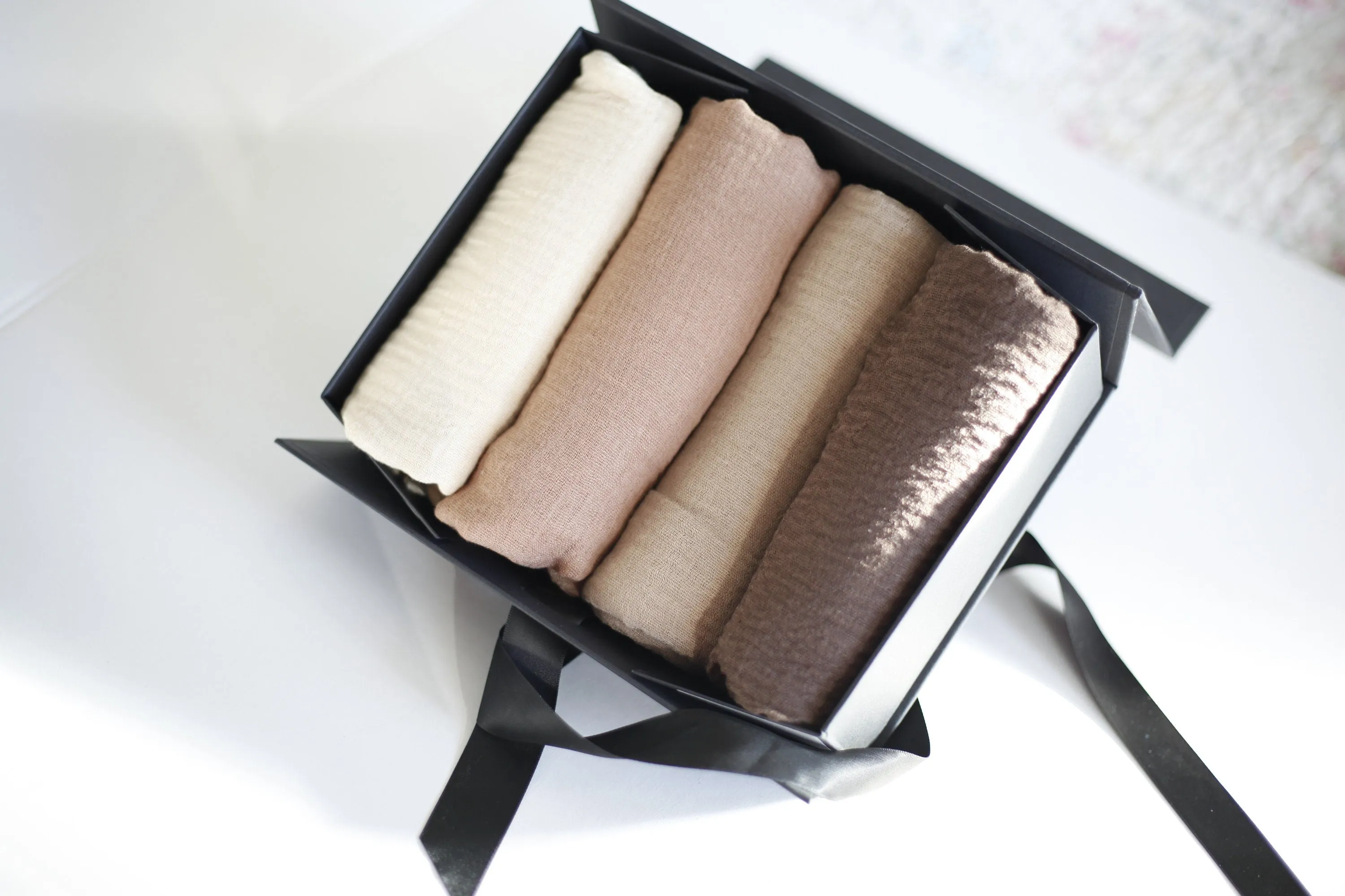 Gift Box for Ladies, 4 pack crinkle cotton scarves, Cotton Hijabs