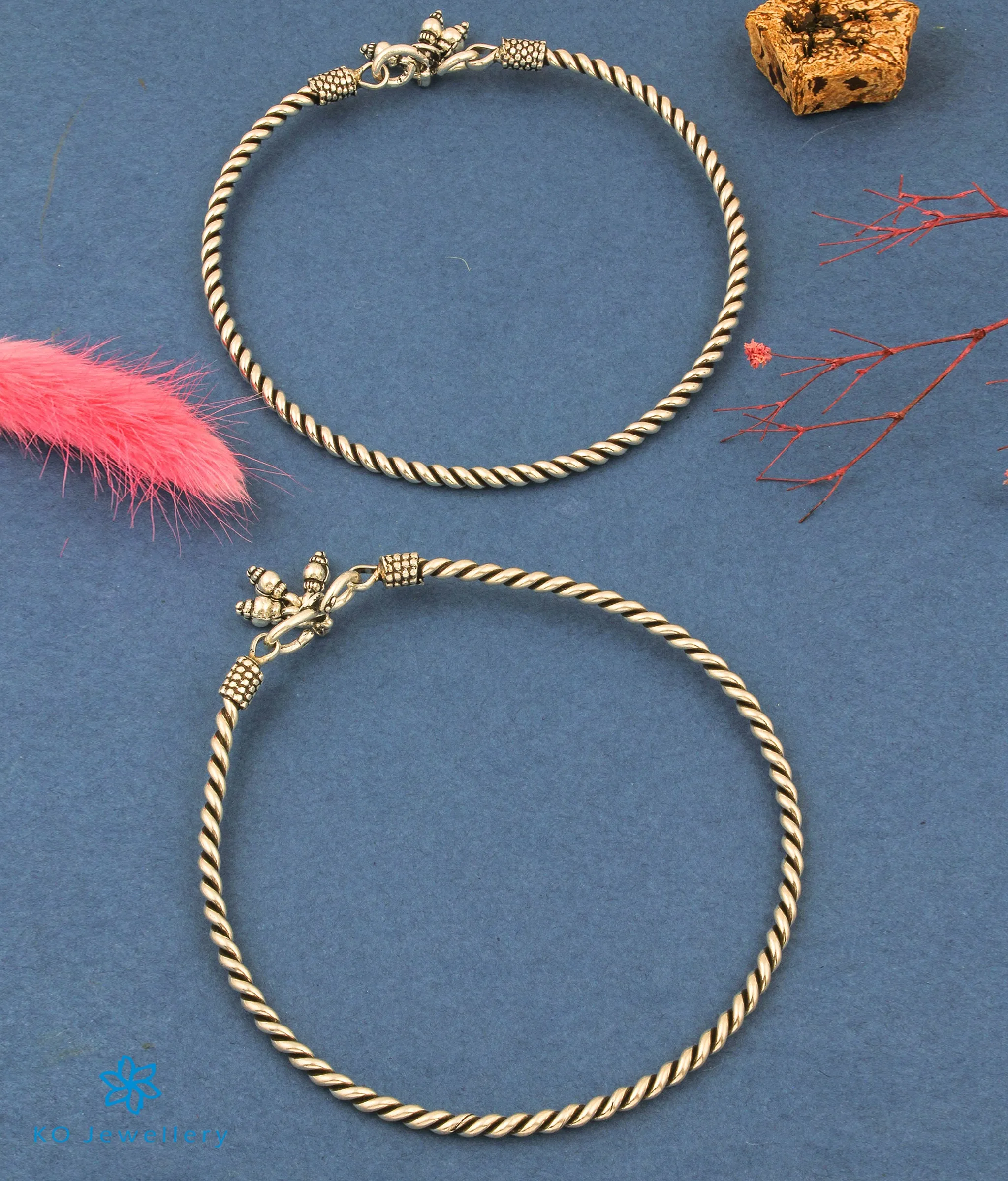 The Zyama Silver Cuff Anklets